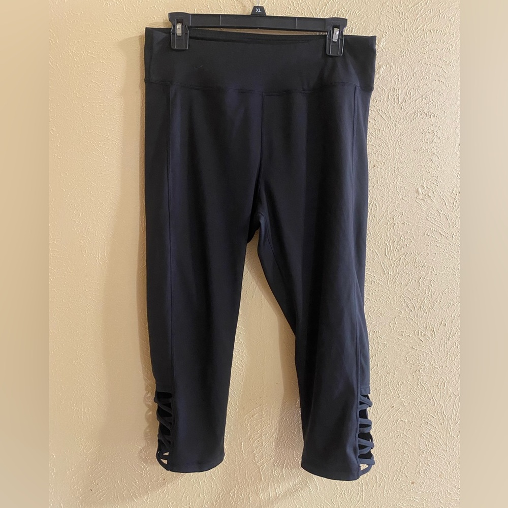 Black Crop Leggings